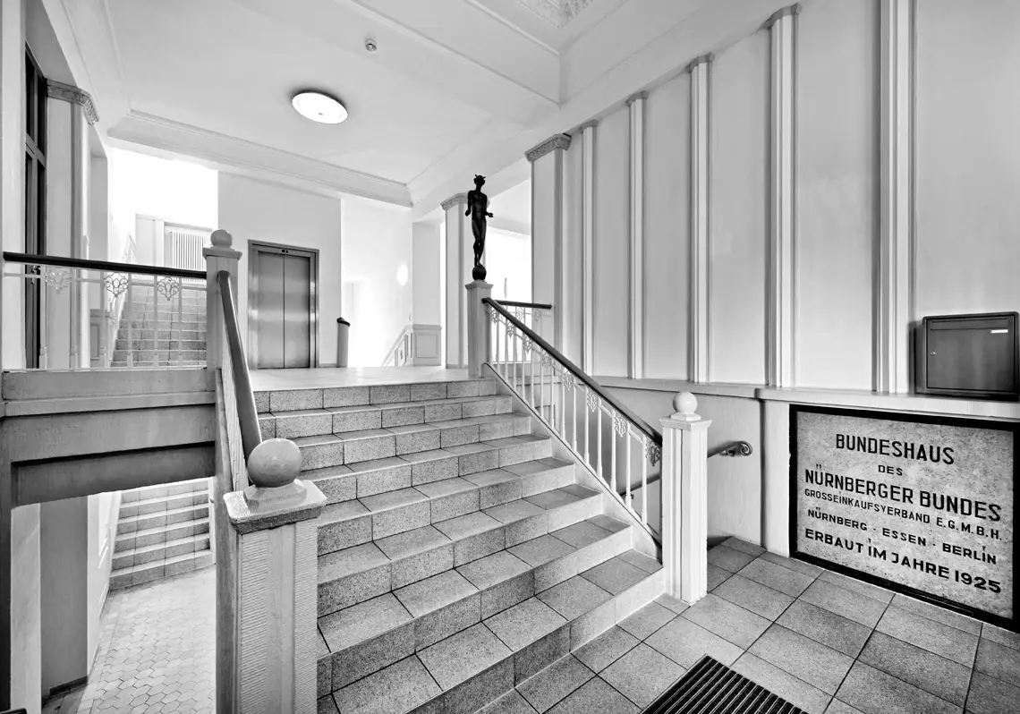 Büro in Essen Bundeshaus Eingang